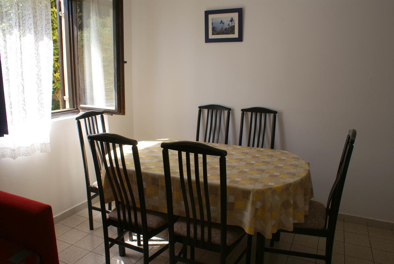 Apartment Ana M Krk Town Dış mekan fotoğraf