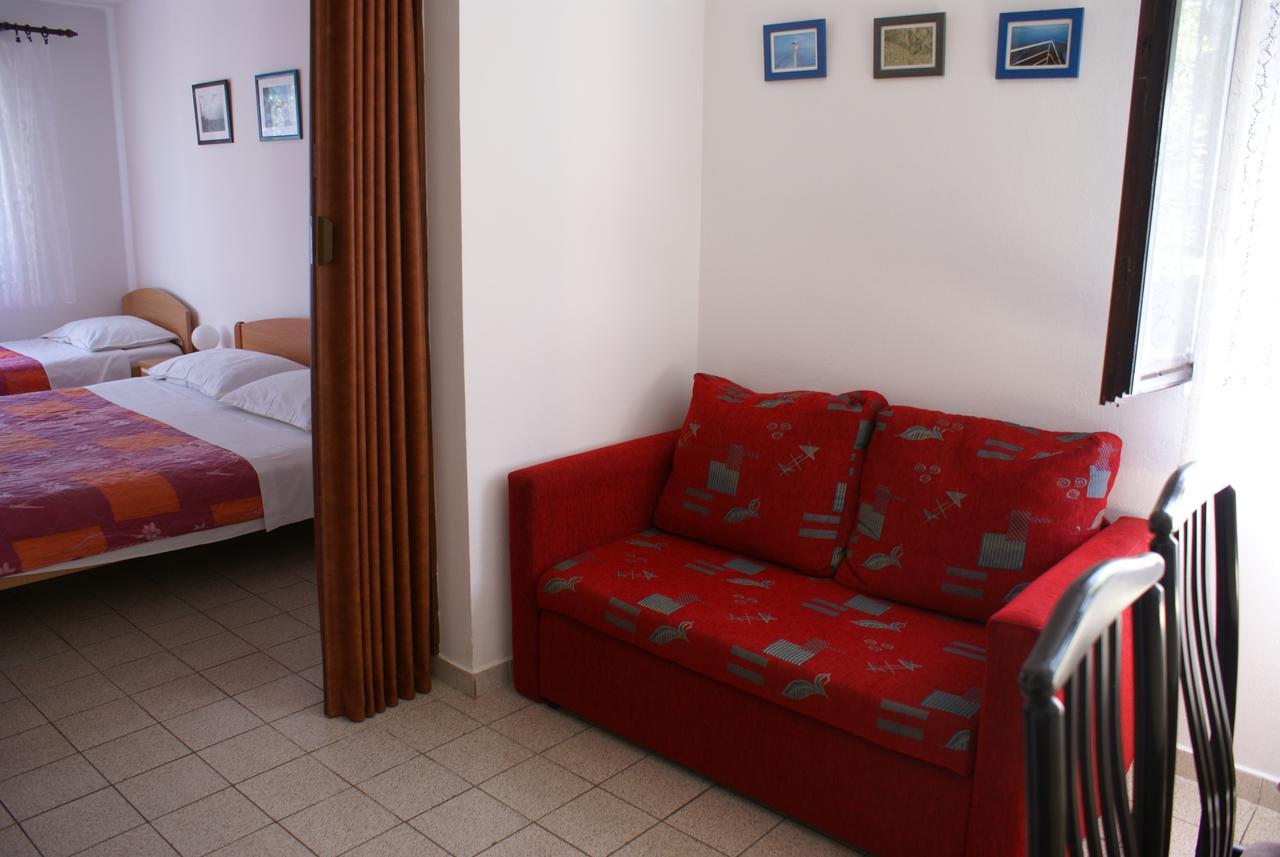 Apartment Ana M Krk Town Dış mekan fotoğraf